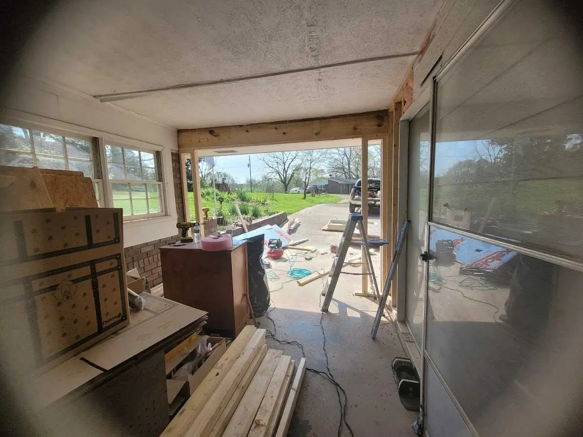 Air movers and dehumidifier for Drying & Dehumidification in Zeeland